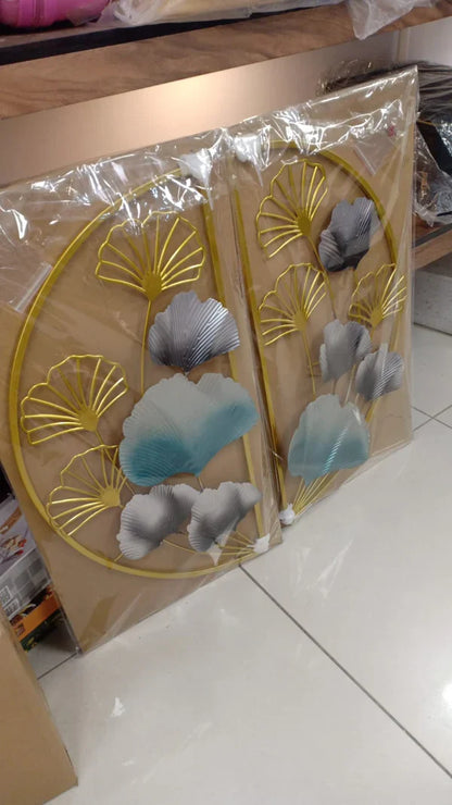 Ginkgo leaves quarter moon wall art decor