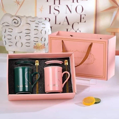 Heart holder couple mug set